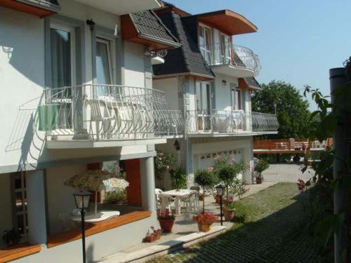 Villa Grazia เฮวิซ ภายนอก รูปภาพ